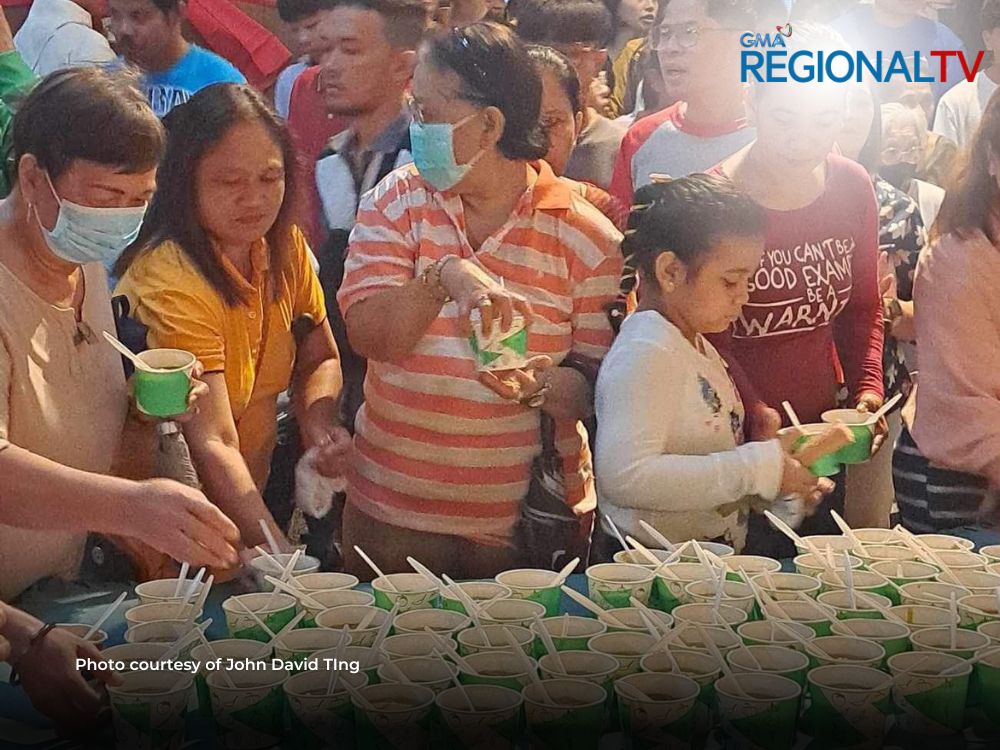 A parish church in Bacoor, Cavite serving free lugaw after Simbang Gabi Mass