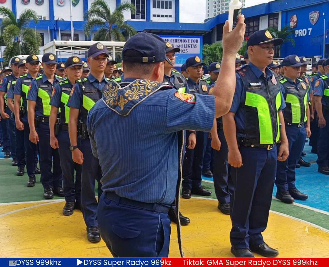 PRO 7 sends off 2,300 cops to secure long holidays