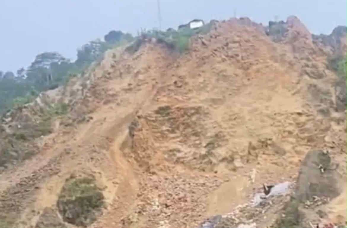 Image from video via Mark Anthony Ombajin