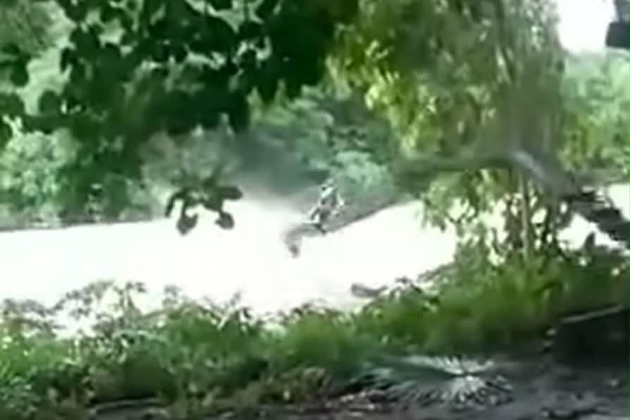 Image from video via Evelyn Alemania