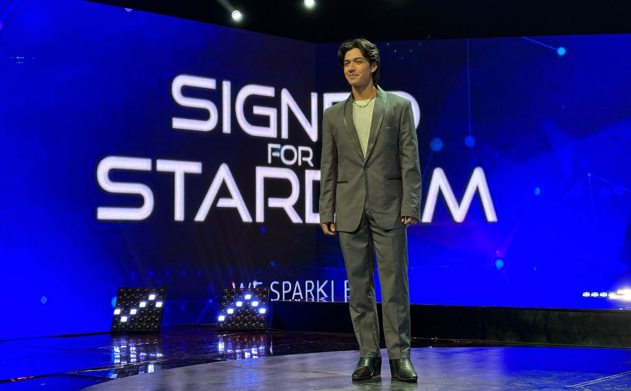 Jeff Moses signed for stardom with Sparkle last May 16, 2024 | Photo: Bryan Presillas