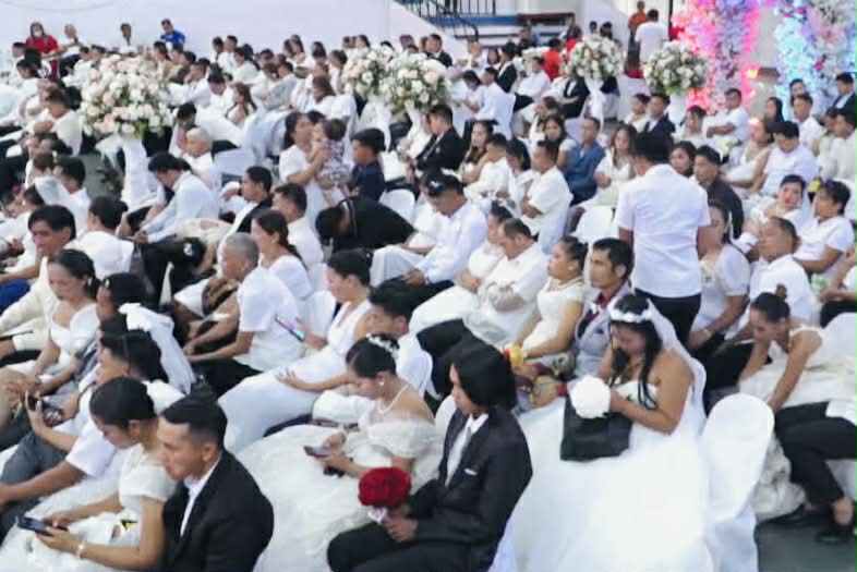 Image from video via Madayaw Davao/Facebook