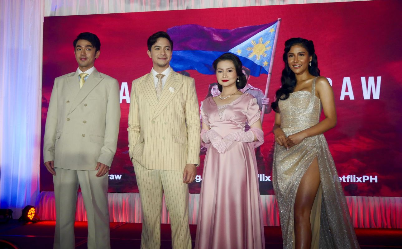 (L-R) David Licauco, Alden Richards, Barbie Forteza and Sanya Lopez | Photo: Bryan Presillas