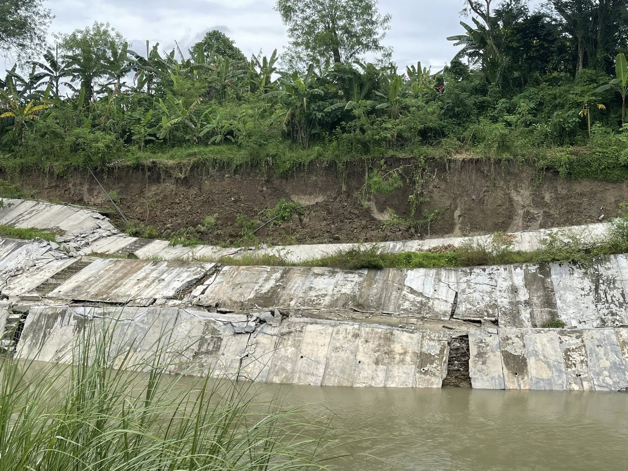 P90M flood control project collapses ahead of storm-induced rains