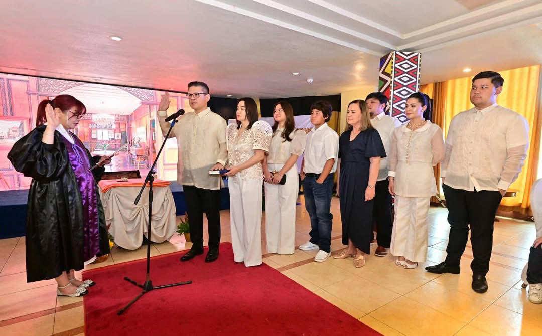 Photo courtesy: First Congressional District Office