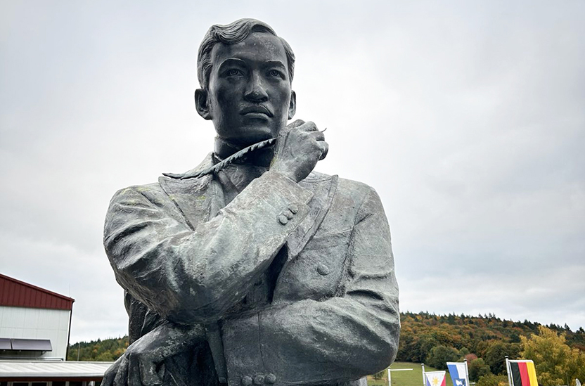 Jose Rizal wears typical winter coat in statue in Wilhelmsfeld, Germany | Photo by Howie Severino