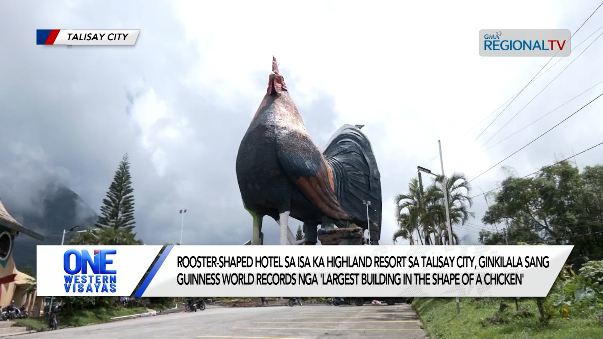 Guinness World Records 'Largest building in the shape of a chicken'