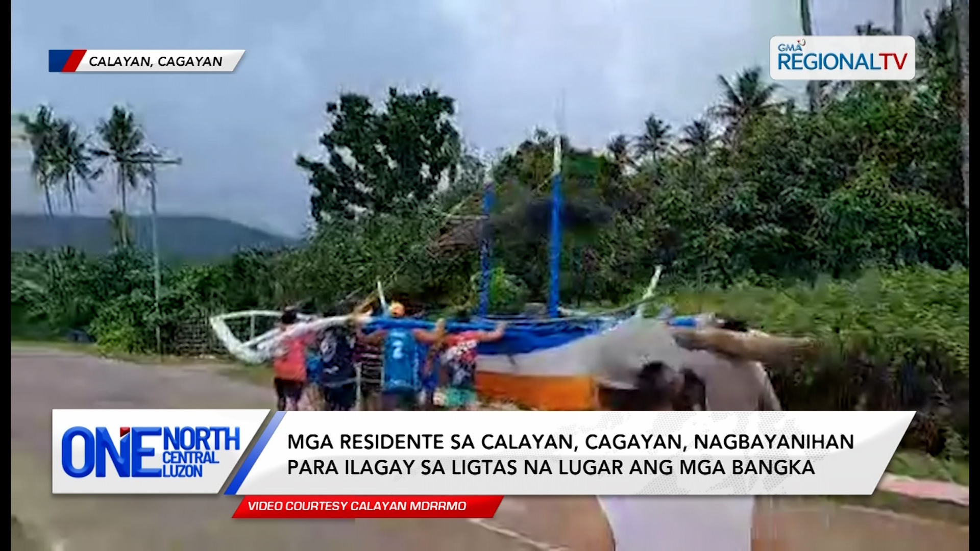 Mga residente sa Calayan, nagbayanihan sa pagtaas ng mga bangka