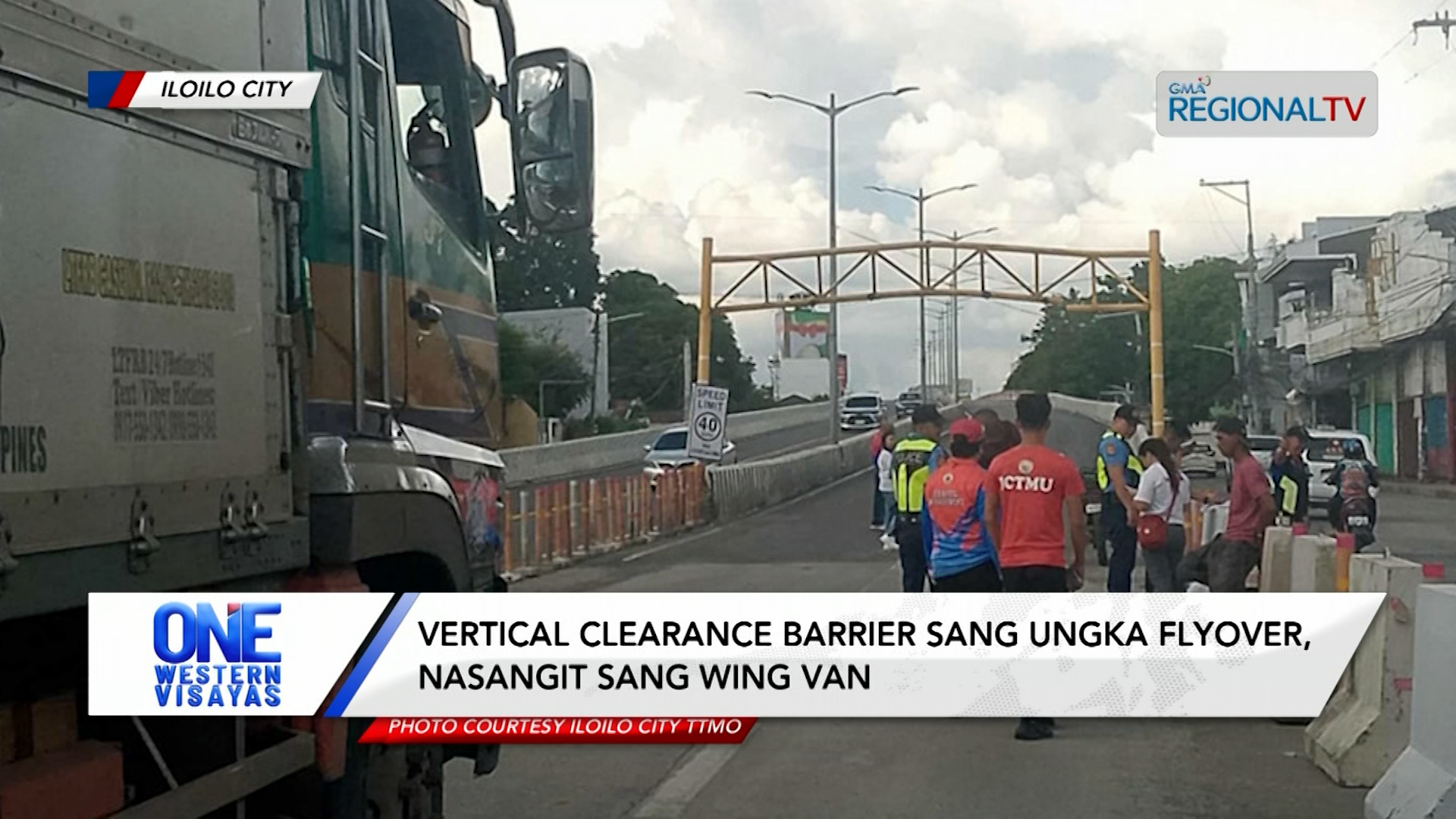 Vertical clearance barrier sang Ungka Flyover, nasangit sang wing van