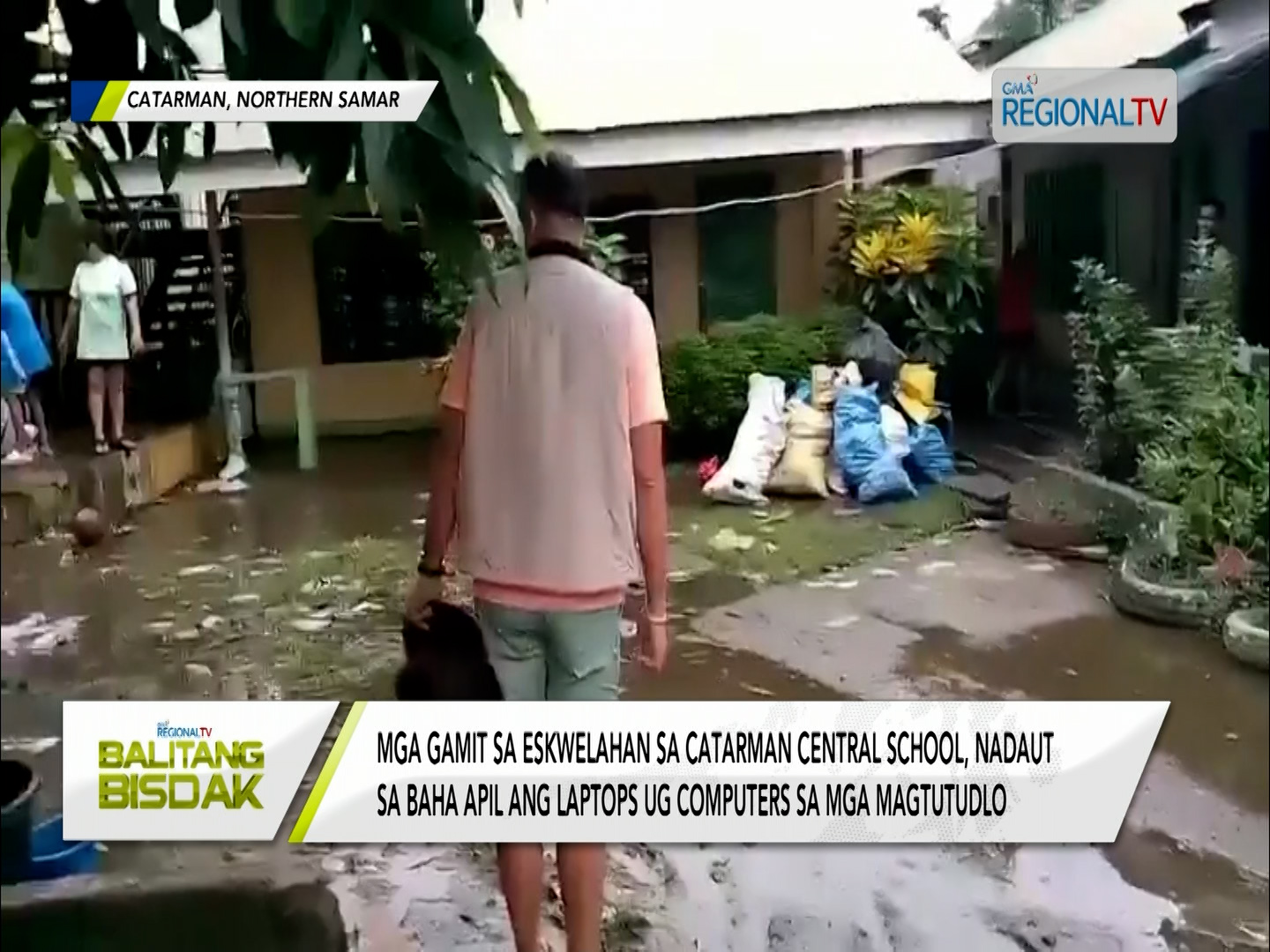 Kagamitan sa eskwelahan, nangabasa sa baha