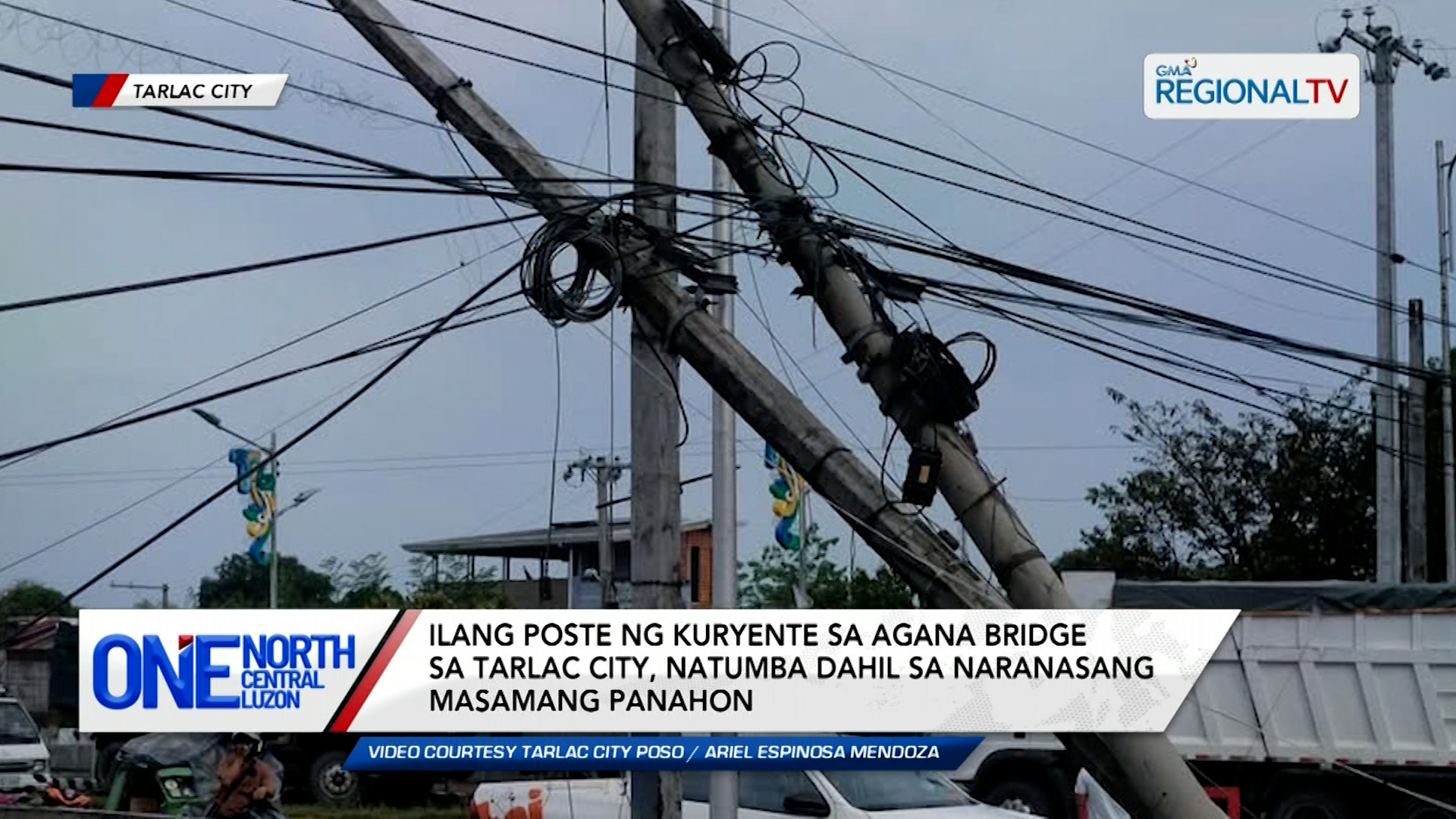 Ilang poste ng kuryente sa Agana Bridge, natumba dahil sa masamang panahon | One North Central Luzon
