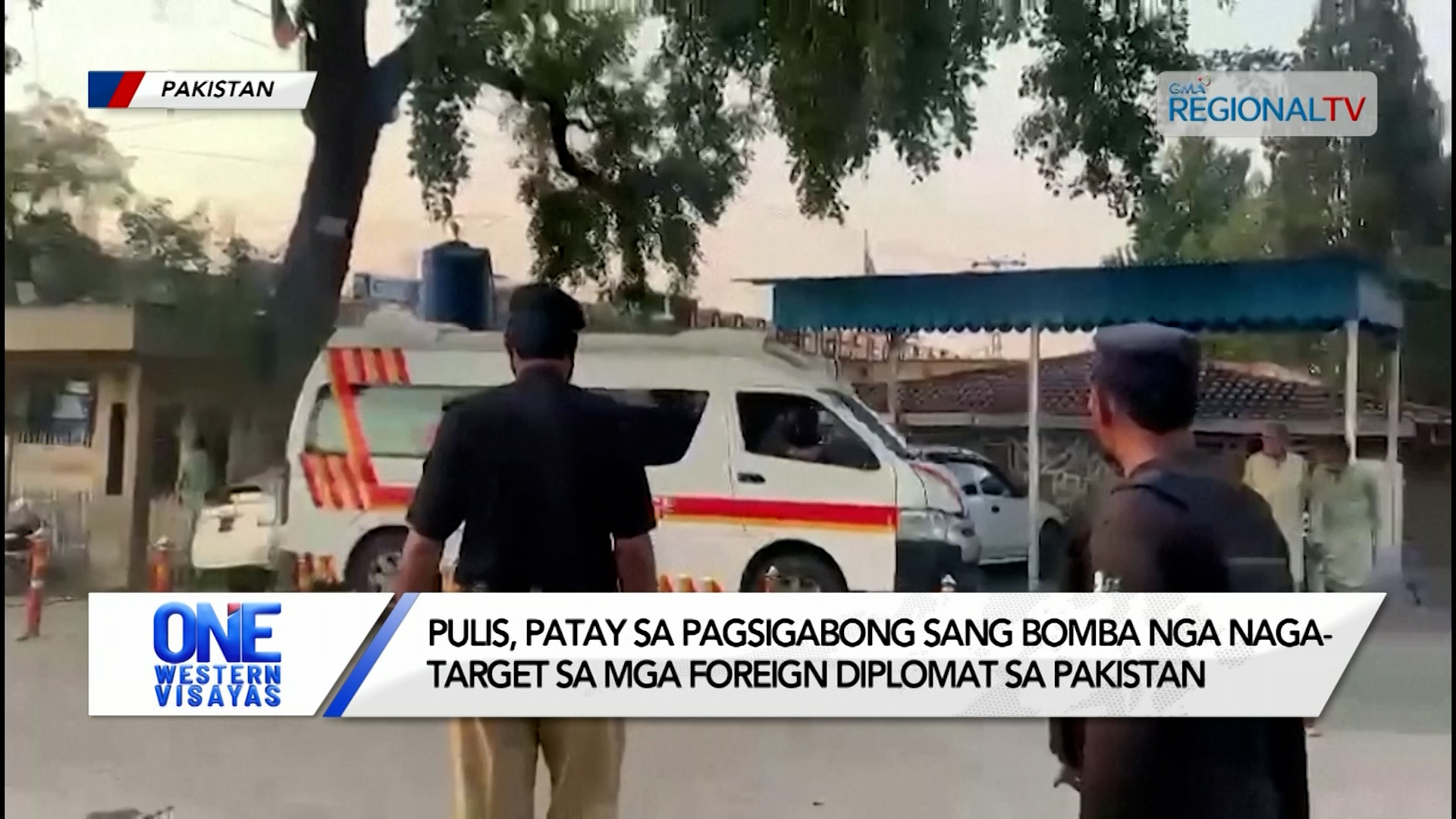 Pulis, patay sa pagsigabong sang bomba sa Pakistan