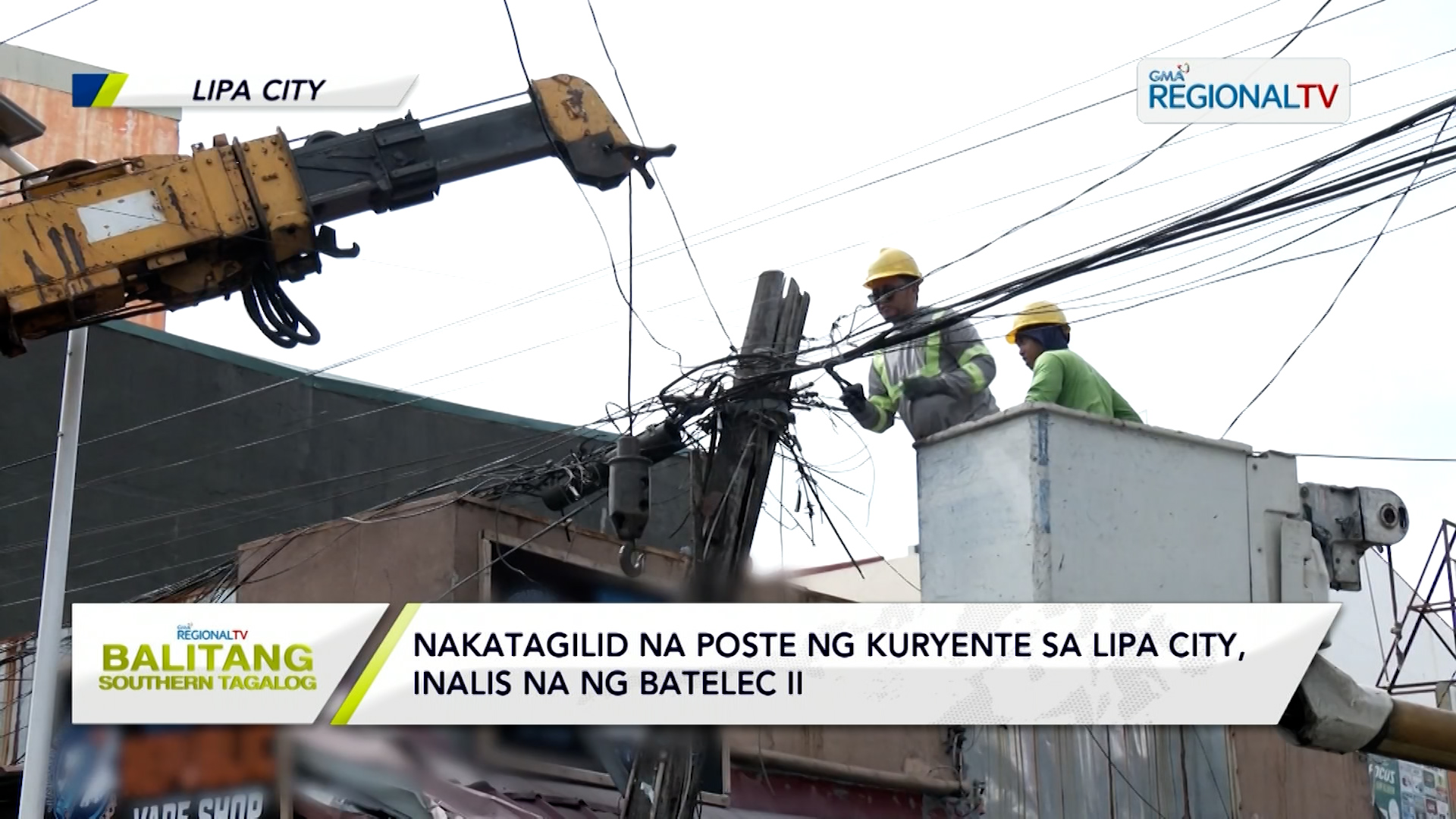 Nakatagilid na poste ng kuryente sa Lipa City, inalis na ng Batelec II