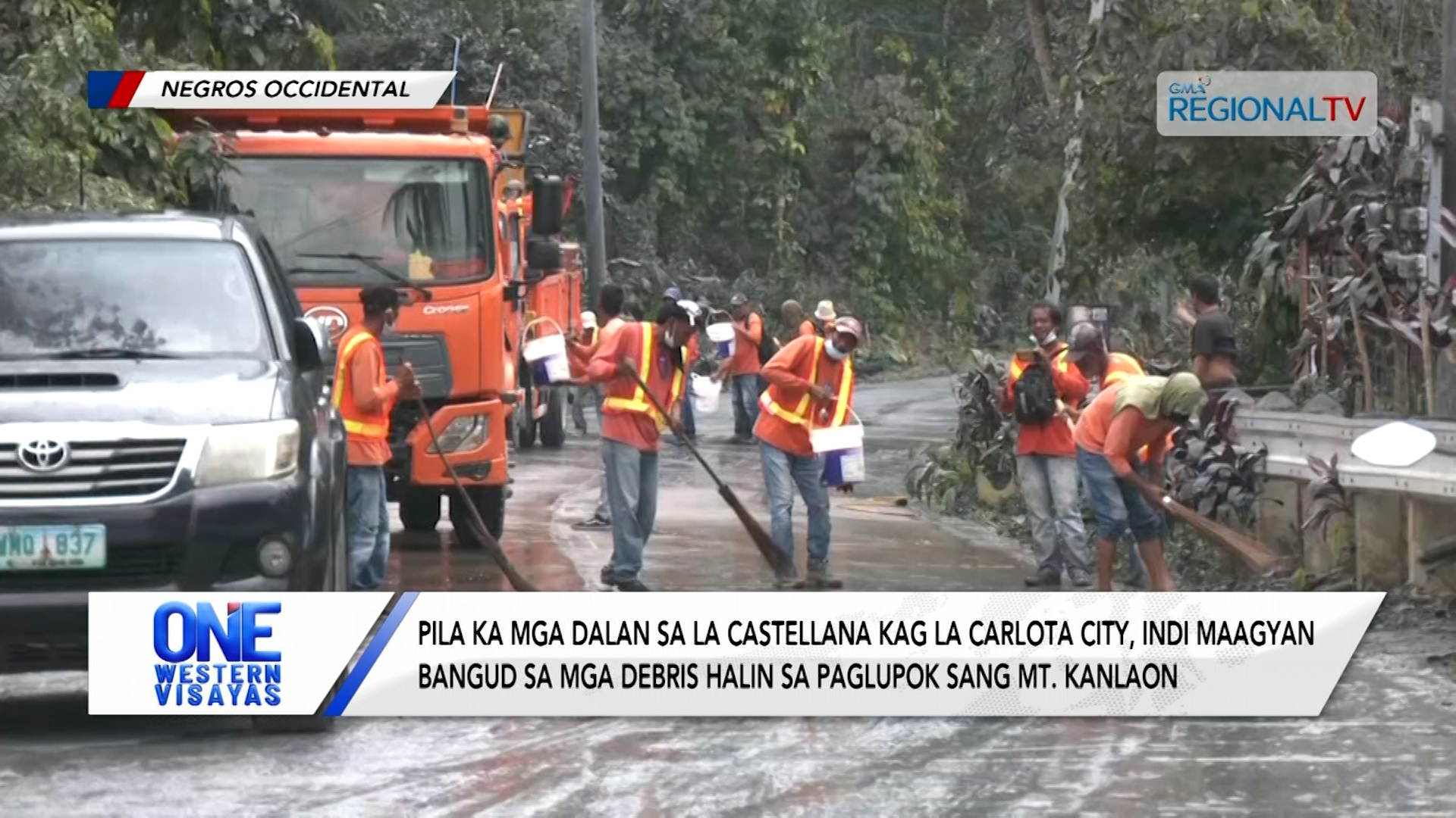 Pila ka dalan sa La Carlota City, indi maagyan bangud sa debris halin sa bulkan