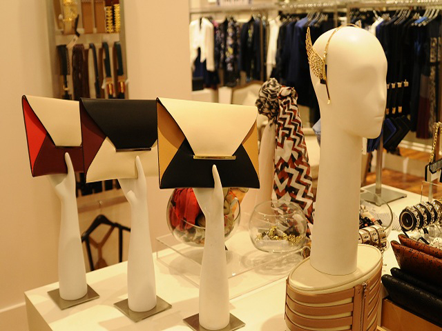 Fashion mini-roundup: New BCBG, Samsung, Thread 365 stores open in the ...