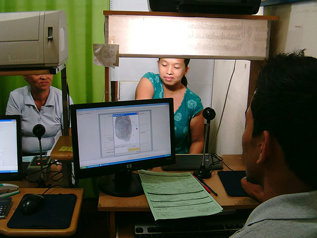 Comelec allows registrants to fill out forms online