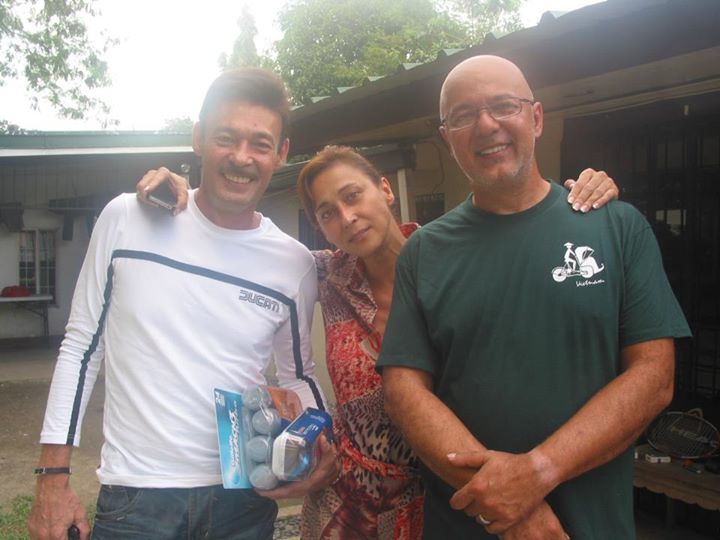 Mark GIl with siblings Photos GMA News Online