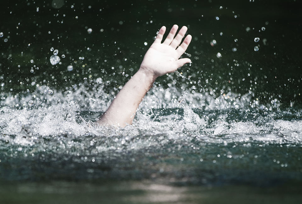 Boy drowns in Cotabato river during Typhoon Ambo │ GMA News Online