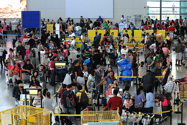 Full refund, waive rebooking fees for passengers with canceled flights