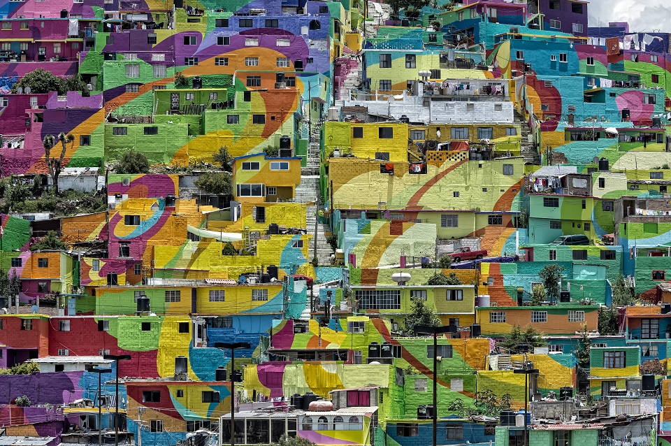 LOOK: Massive mural transforms poor Mexico neighborhood | GMA News Online