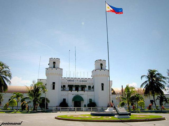 Fire hits medium security compound of the New Bilibid Prison