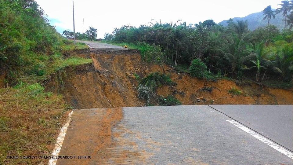 Landslide Takes Out Part Of Highway In Infanta, Quezon 