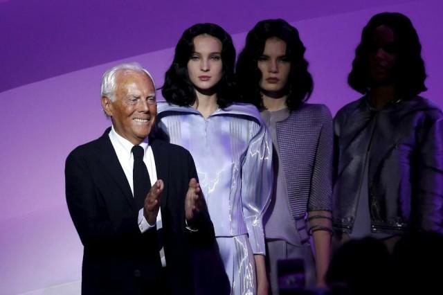 Giorgio Armani appears at the end of his Haute Couture SS 2016 fashion show for Giorgio Armani Prive in Paris, France, January 26, 2016. REUTERS/Benoit Tessier