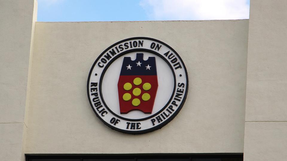 COA: Four PNR projects worth P1B violated procurement law