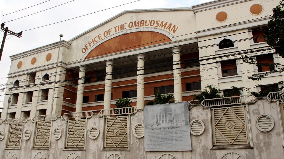 Ombudsman orders suspension of 8 PhilHealth execs over  IRM | GMA  News Online