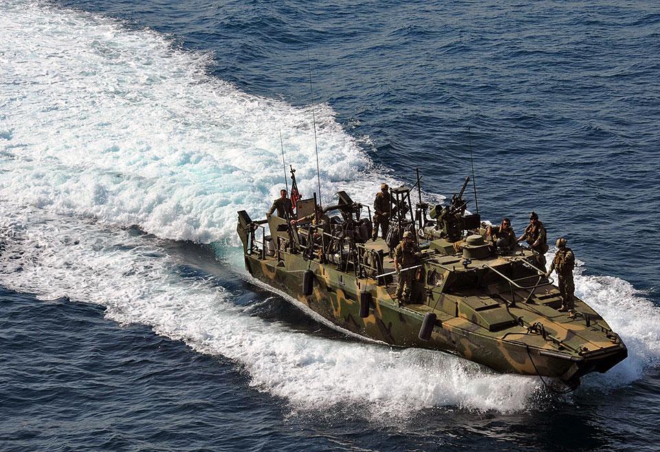 Iran seizes 2 US Navy patrol boats Photos GMA News Online