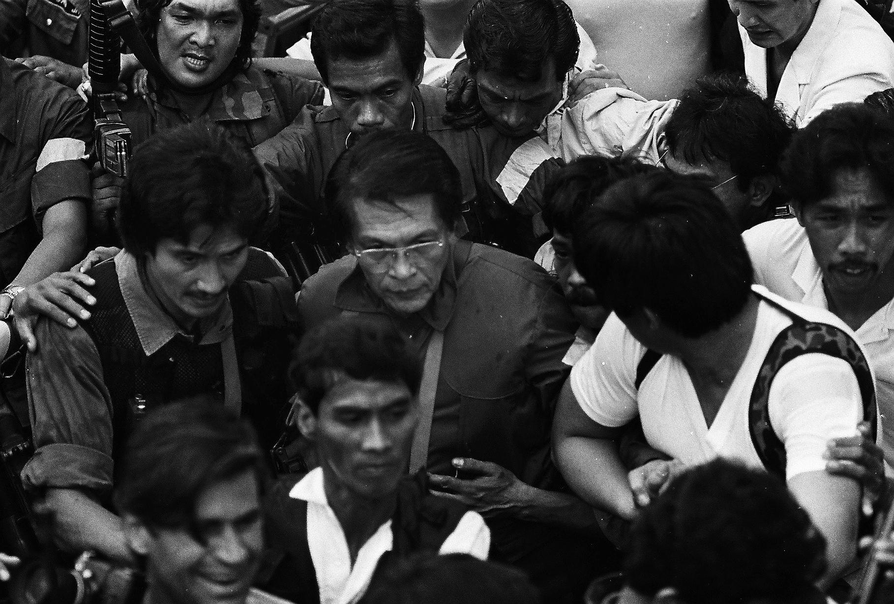 Filipino people the real heroes of EDSA, say RAM boys | GMA News Online