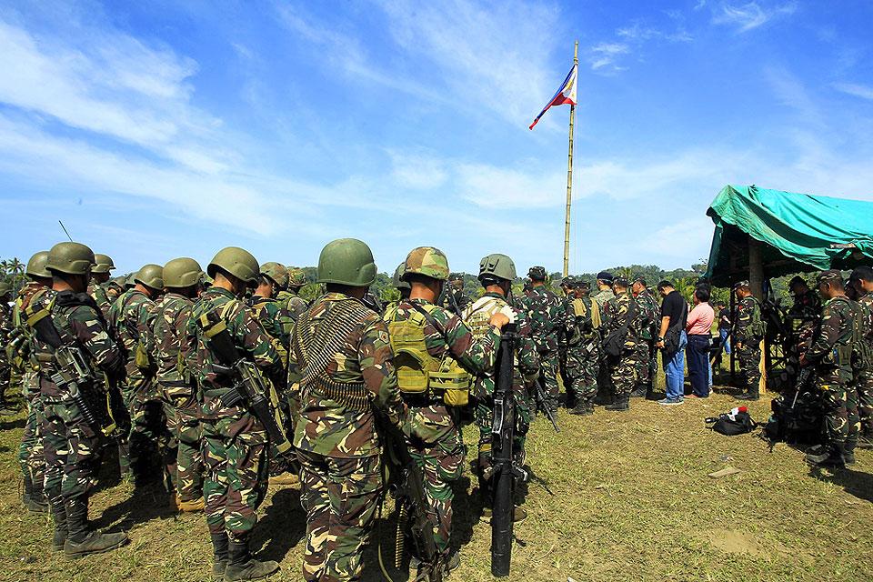 Military retakes Maute Group's training camp in Lanao del Sur | GMA ...