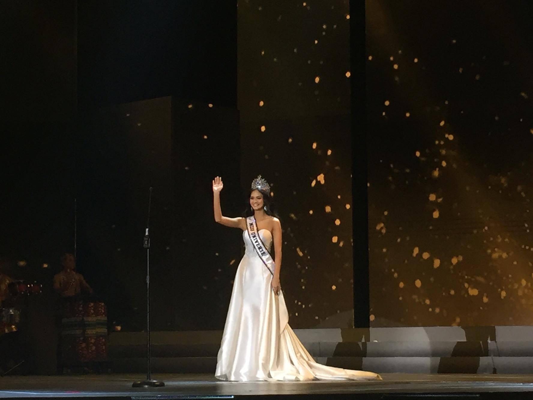 Pia Wurtzbach Gives Her Farewell Speech As Binibining Pilipinas Universe Gma News Online 8742