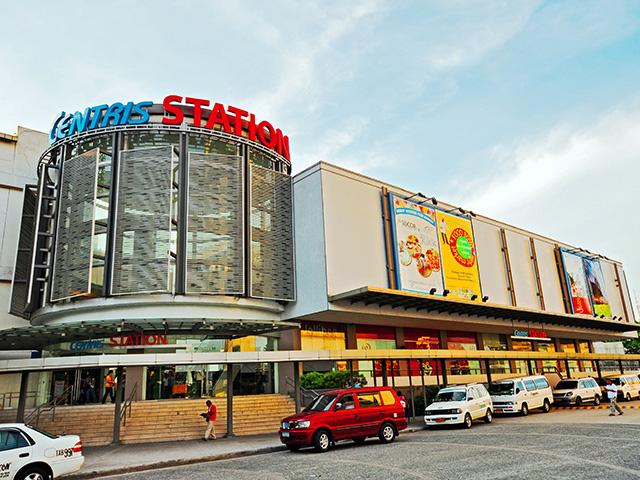 Police secure Eton Centris building as drunk security guard causes ...