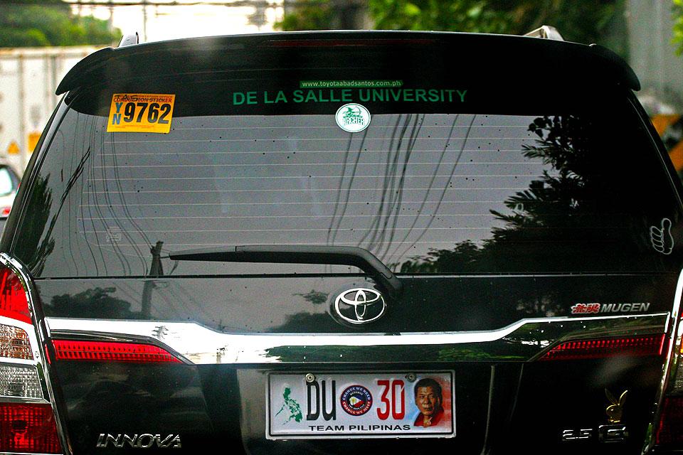 Duterte to ban commemorative plates for vehicles Photos GMA News Online