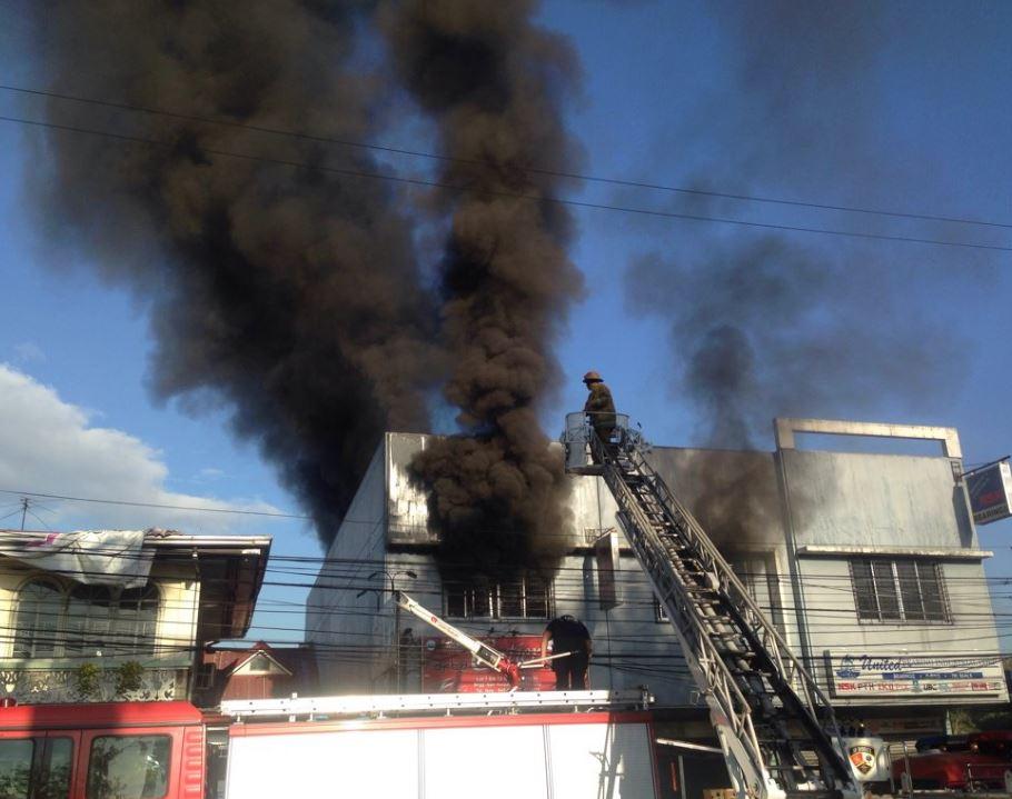 Fire hits store in Marikina │ GMA News Online