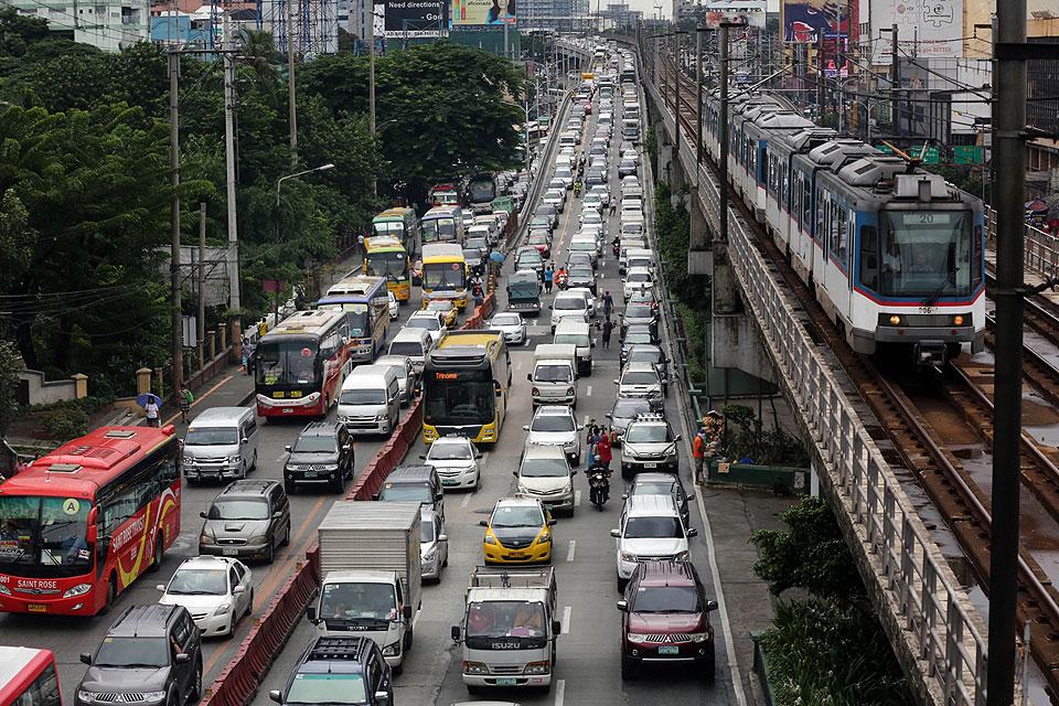 Four provincial buses not allowed to travel due to violations | GMA ...