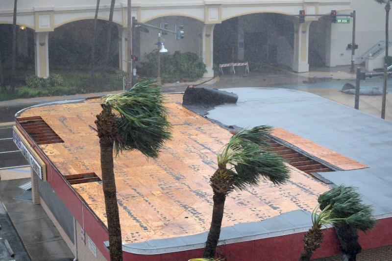 Hurricane Matthew wallops Florida's Daytona Beach: 'It took our roof ...