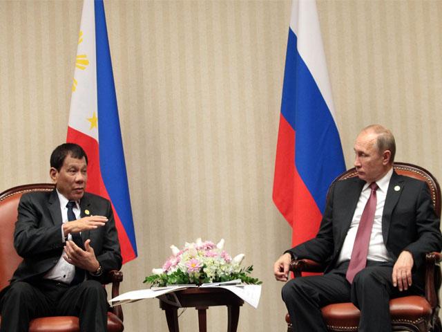 Putin invites Duterte to visit Russia | GMA News Online