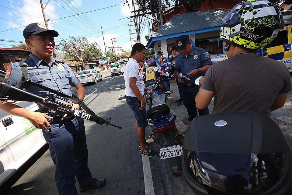 Marikina Cops Conduct Oplan Sita Photos GMA News Online