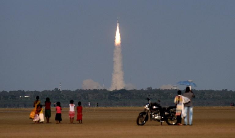 India To Launch 104 Satellites In Record Mission | GMA News Online