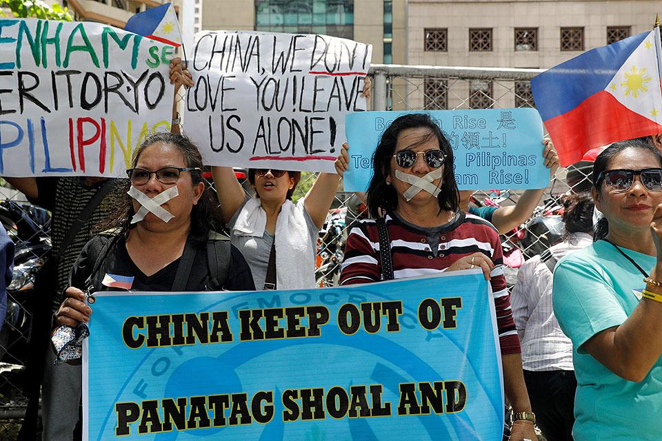 Protesters condemn Chinese incursions in West Philippine Sea | News ...