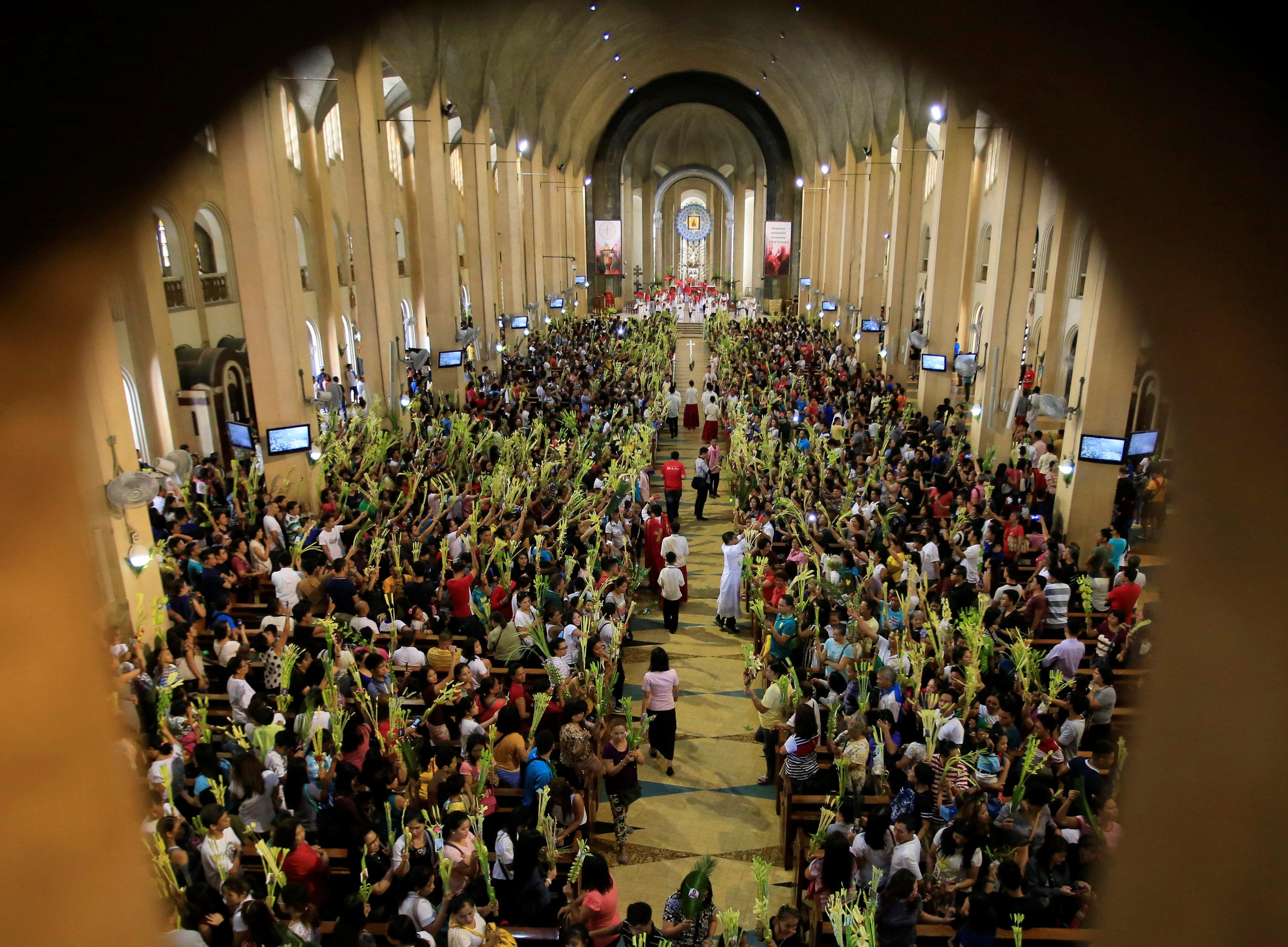 Filipino Catholics reminded of solemnity of Holy Week ‘Magdasal ka rin