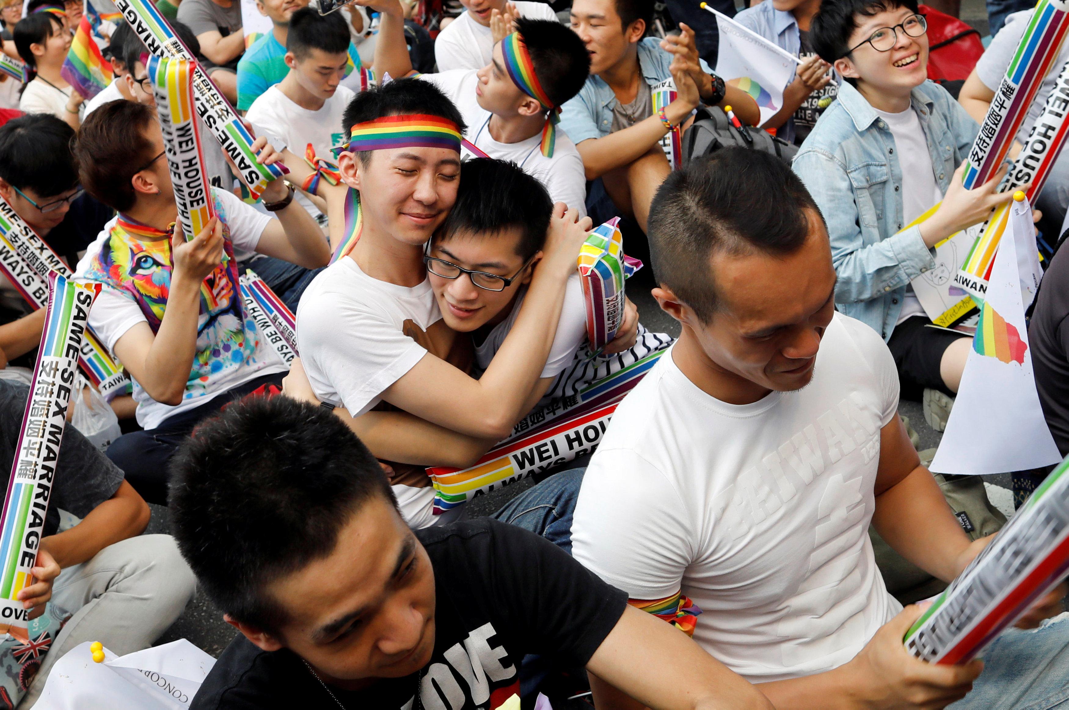 Taiwan Top Court Rules In Favor Of Gay Marriage Gma News