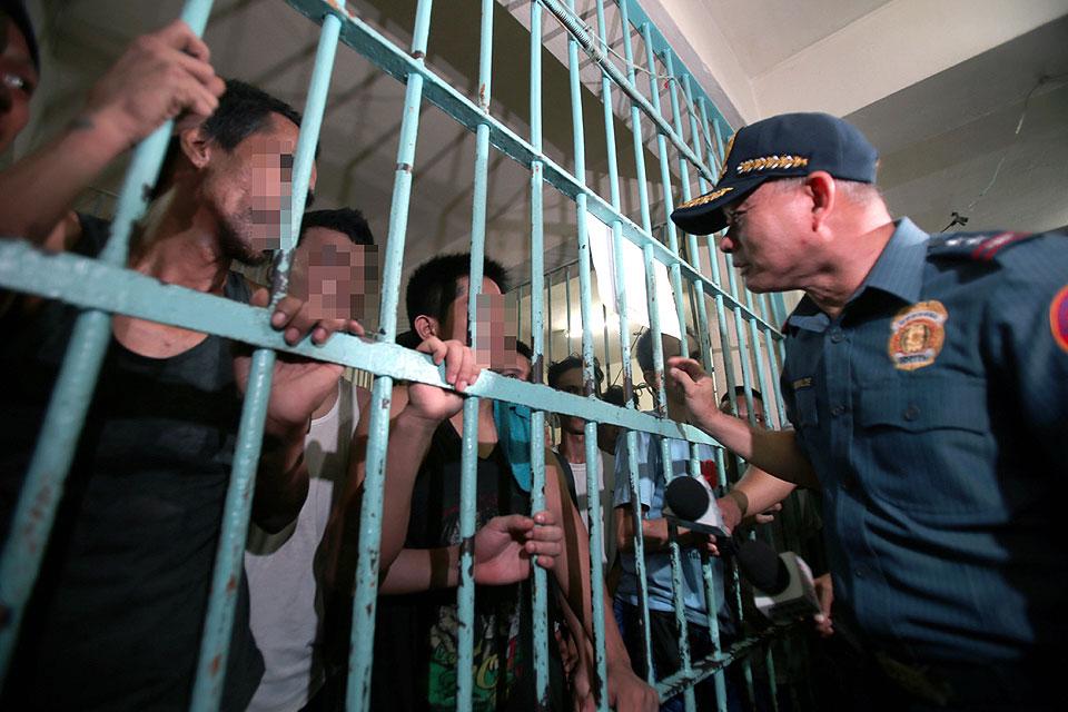 26 Inmates Have Died In Metro Manila Police Jails Due To Overcrowding 