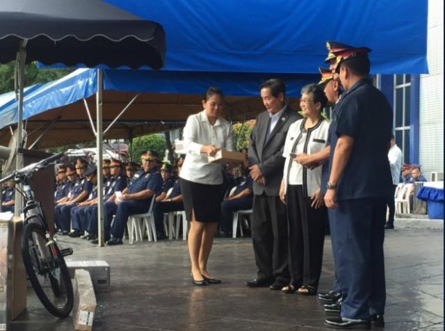 PNP receives P1.3M worth of equipment from PNP Foundation | GMA News Online