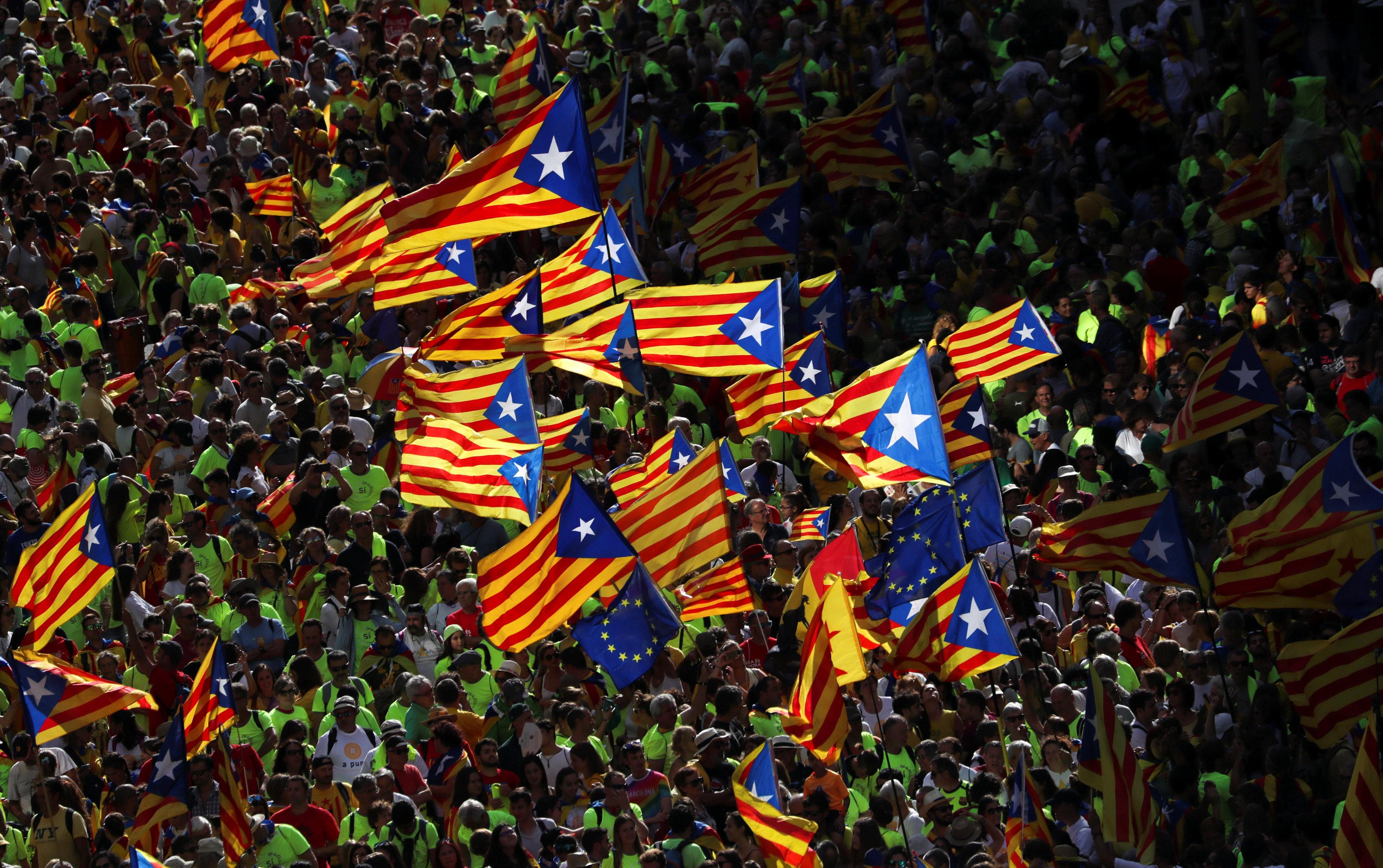 catalonia-declares-independence-from-spain-direct-madrid-rule-looms