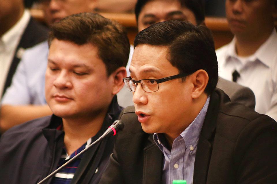 Paolo Duterte, Mans Carpio refuse to sign bank secrecy waiver | GMA ...