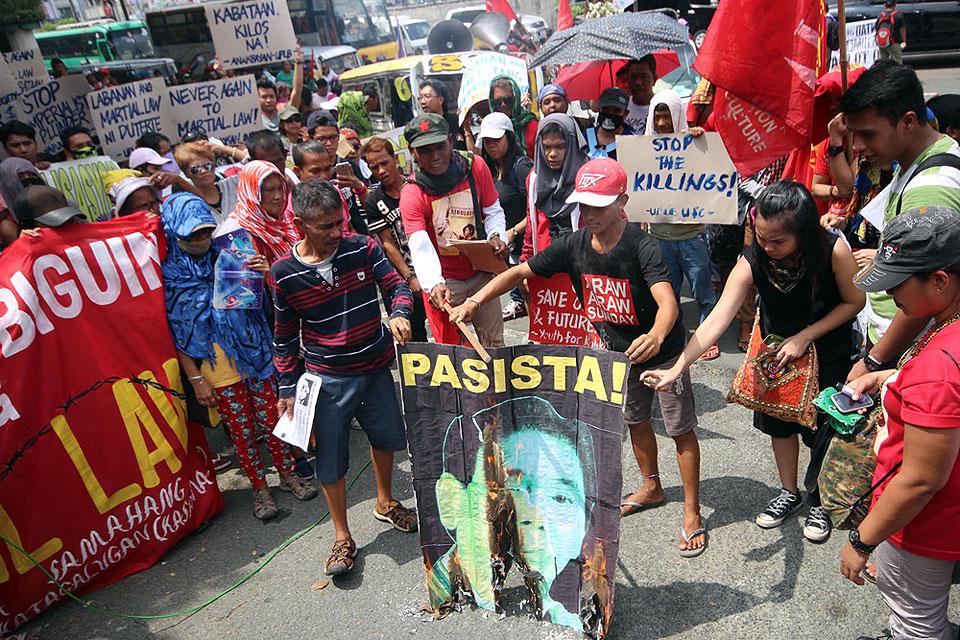 Groups kick off National Day of Protest | GMA News Online