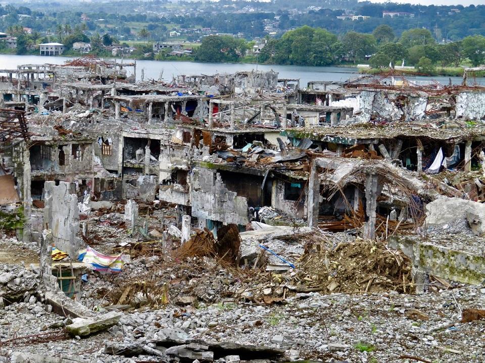 Long way home for residents of war-torn Marawi City